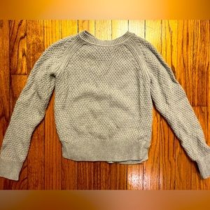 GAP like new girls gray sweater. Size 10 (large).  Worn once.